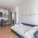 Appartement Maciachini Milaan